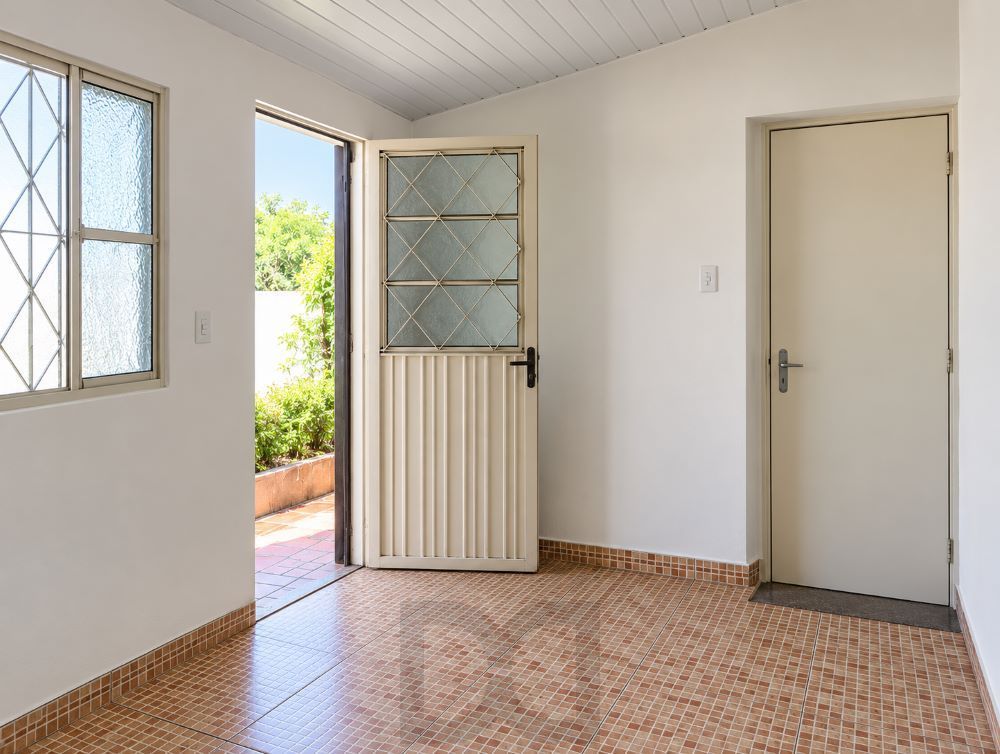 area-serviço-entrada-lateral