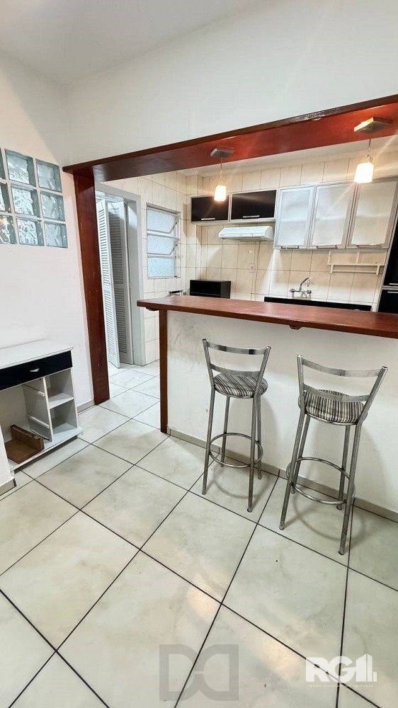 APARTAMENTO DE 3 DORMITÓRIOS COM VAGA DE GARAGEM NO CENTRO HISTÓRICO. — foto 28
