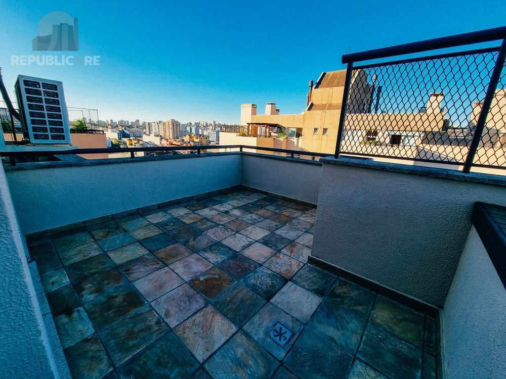 Cobertura de 3 Dormitórios com Suíte e Terraço em Porto Alegre — foto 27