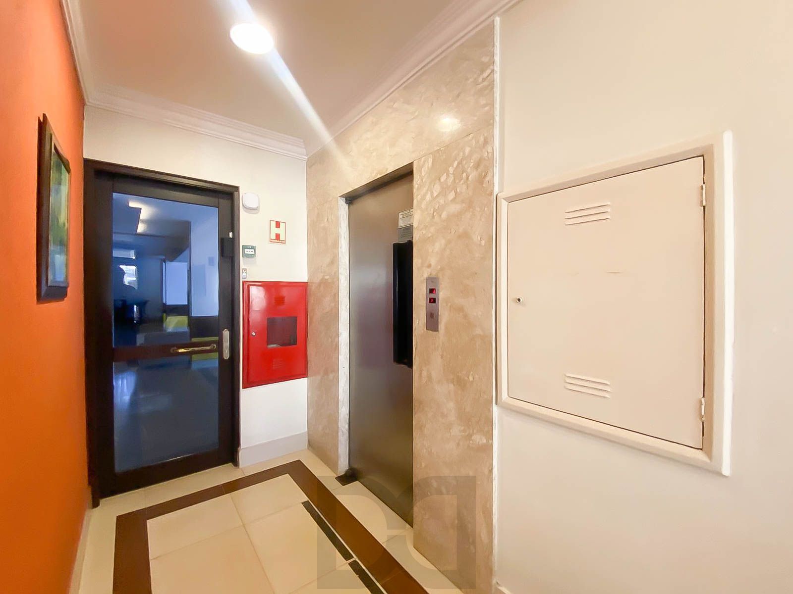 Apartamento 2 Dormitórios com Suíte, Closet, Escritório e Garagem no Rio Branco — foto 31