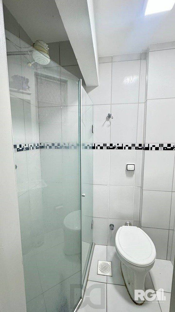 APARTAMENTO DE 3 DORMITÓRIOS COM VAGA DE GARAGEM NO CENTRO HISTÓRICO. — foto 32