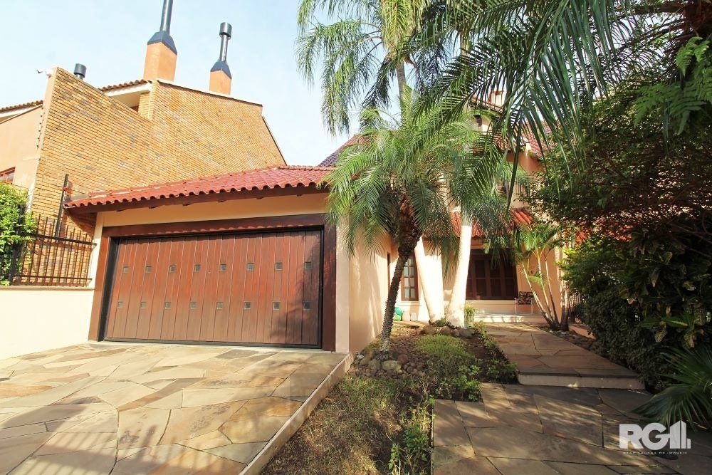 Casa de Alto Padrão com Lareira, Churrasqueira e Salão de Festas — foto 24