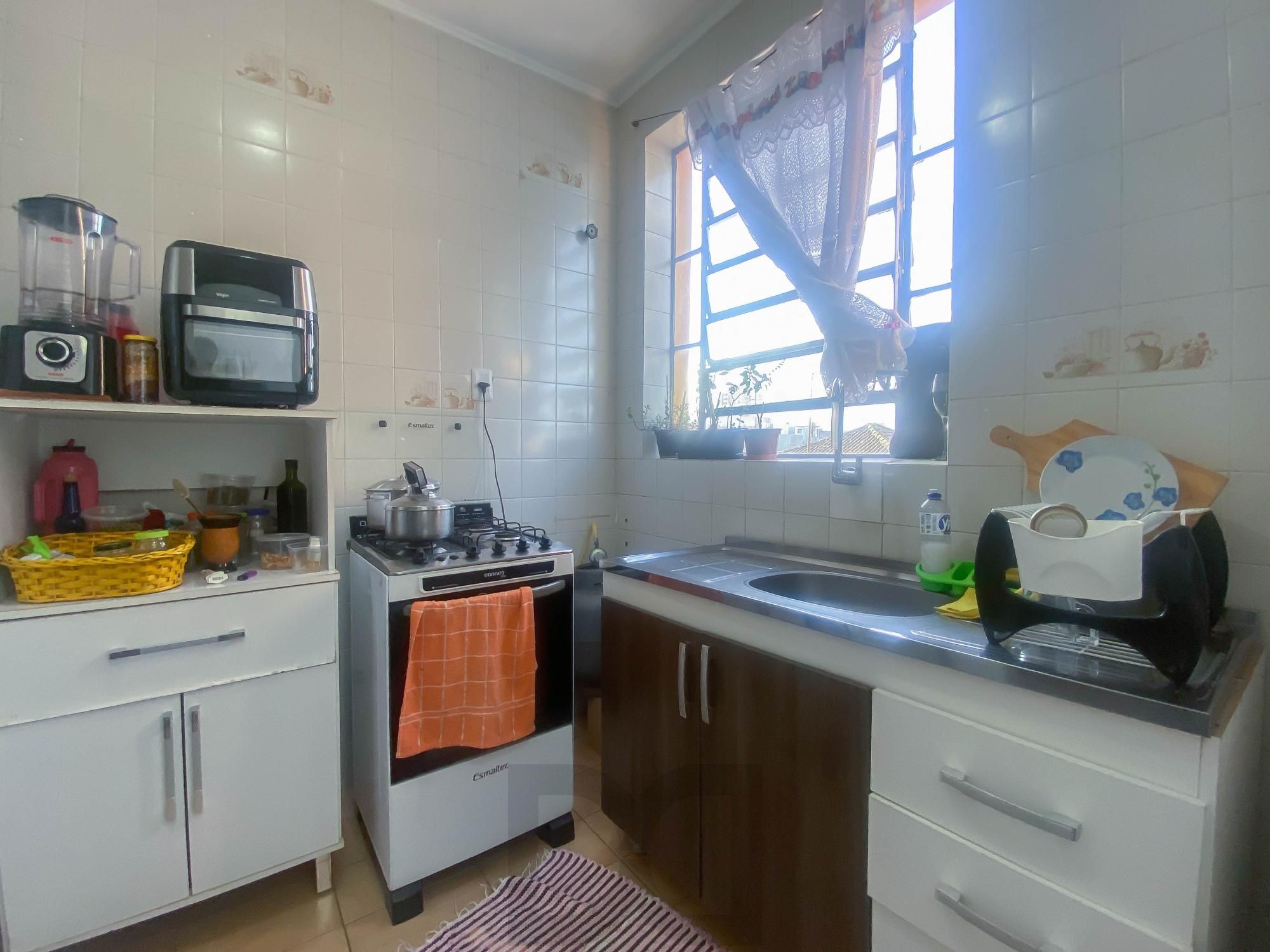 Apartamento à venda na Azenha, Porto Alegre – 1 dormitório, banheiro completo — foto 8