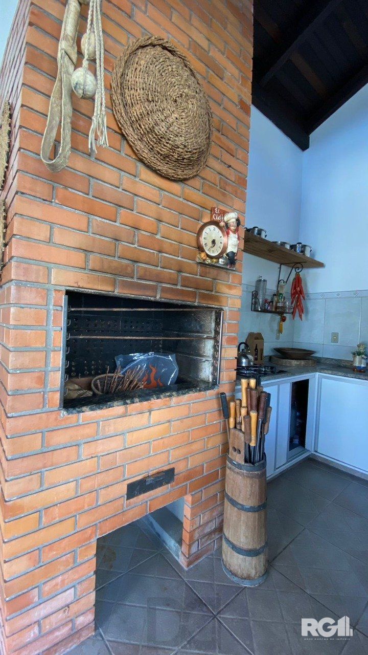 CASA AMPLA 3 DORMITÓRIOS NO ANDAR SUPERIOR NA CIDADE BAIXA . — foto 35