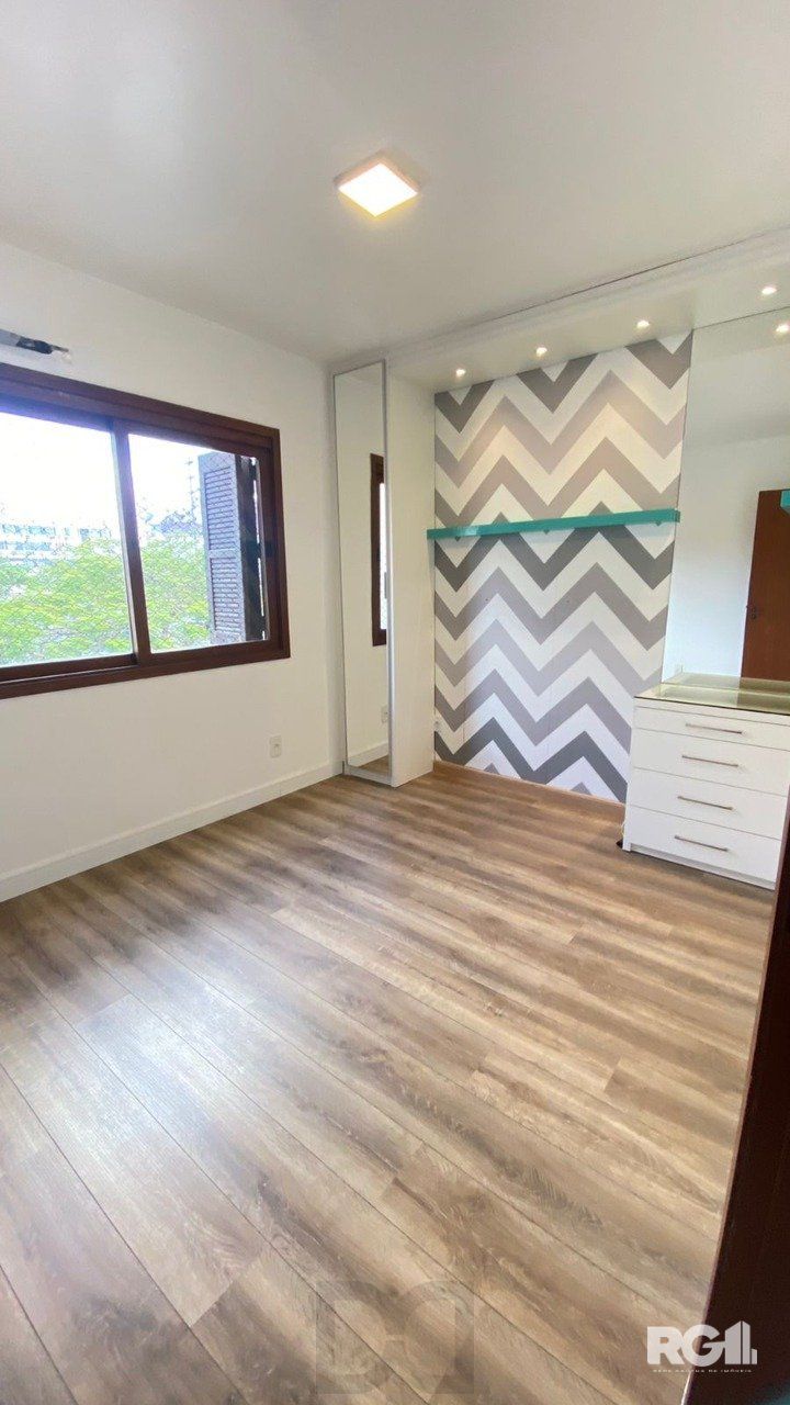 Apartamento 1 Dormitório com Garagem e Elevador no Bairro Santana — foto 11