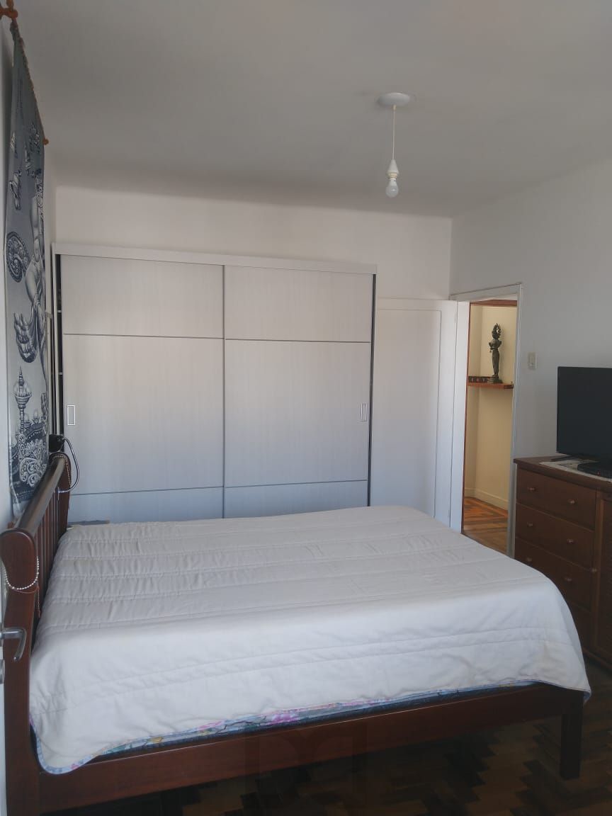 Excelente oportunidade para quem busca conforto, espaço e localização privilegiada em uma das regiões mais valorizadas de Porto Alegre. — foto 12