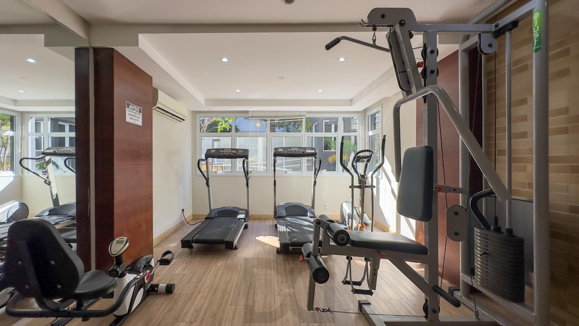 Apartamento 1 Dormitório com Vaga e Infraestrutura Completa no Rio Branco em Porto Alegre. — foto 11