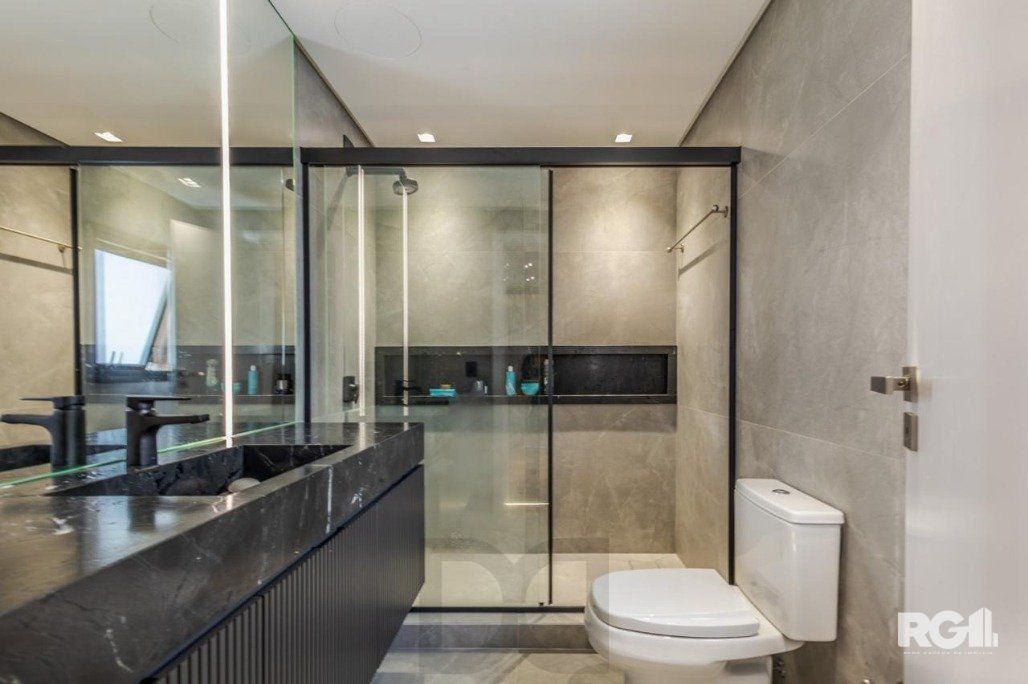 APTO DUPLEX DE 121M² COM 2 DORMITÓRIOS E 2 VAGAS - MONT SERRAT — foto 14