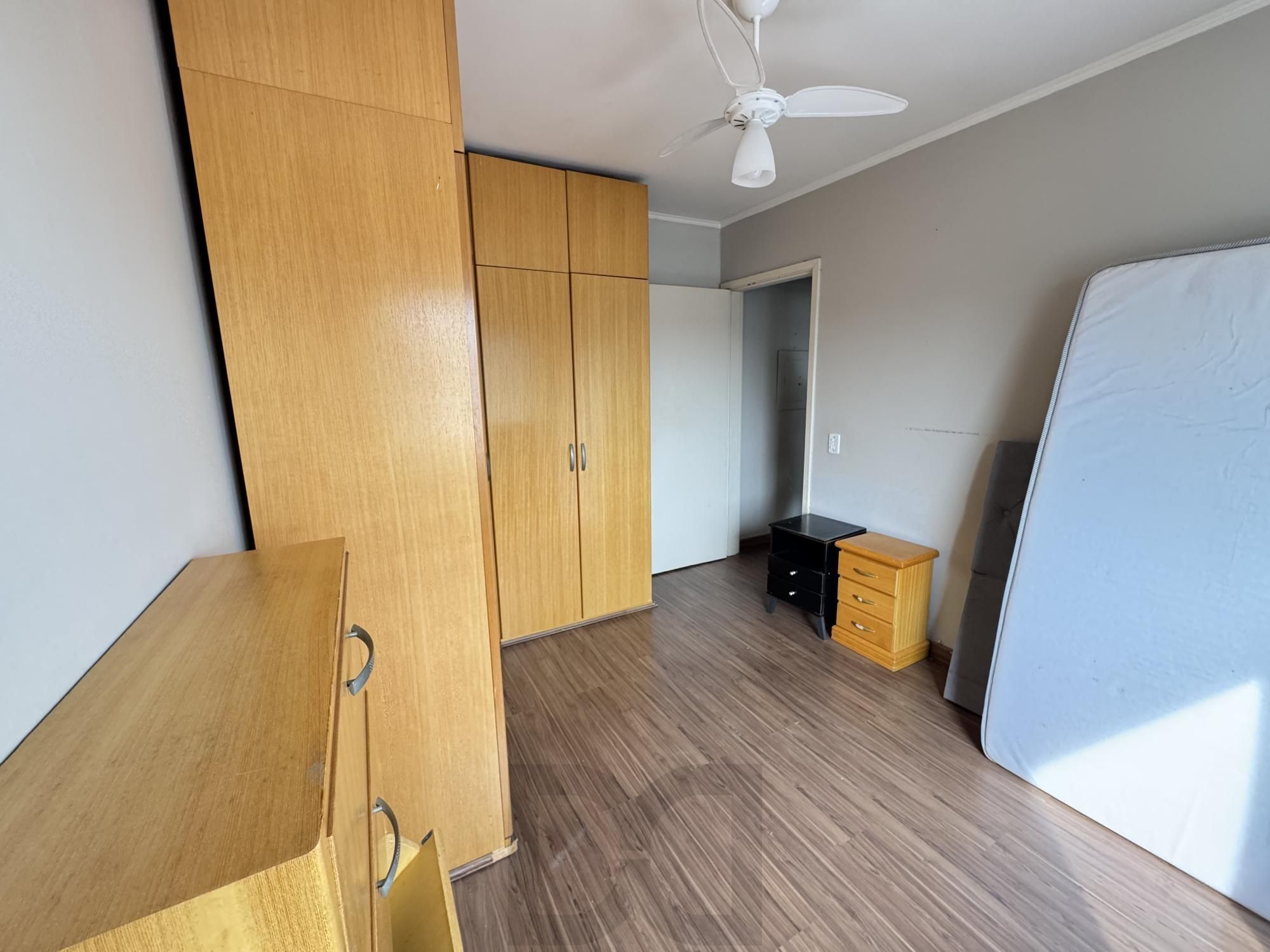 Excelente oportunidade! Apartamento de 1 quarto e garagem, desocupado. — foto 11