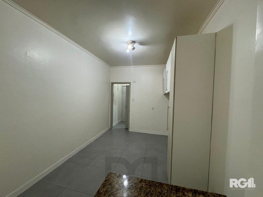 Studio semimobiliado, localizado na rua José do Patrocínio. — foto 7