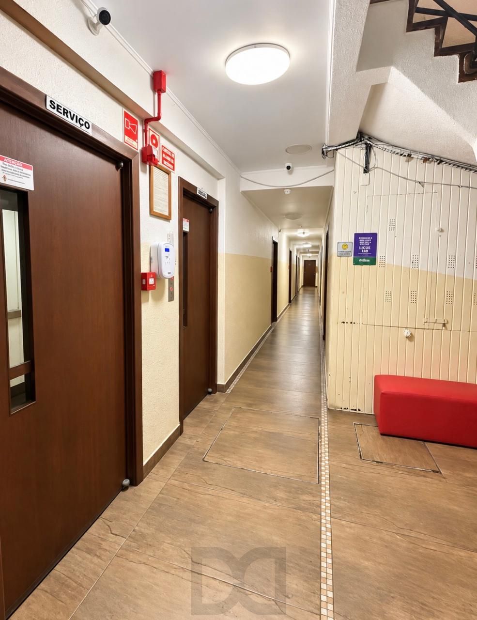 Hall-de-entrada-apartamento