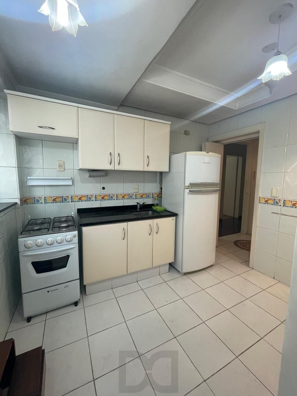 Amplo Apartamento 2 dormitórios com vaga! — foto 3