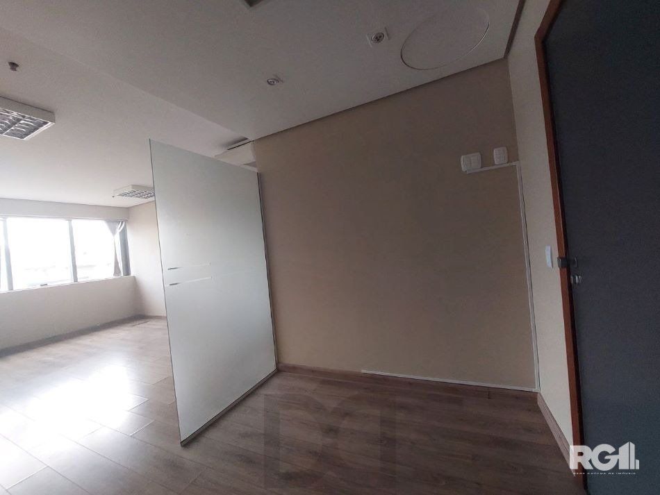 Conjunto Comercial com Portaria 24 Horas e Auditório — foto 5