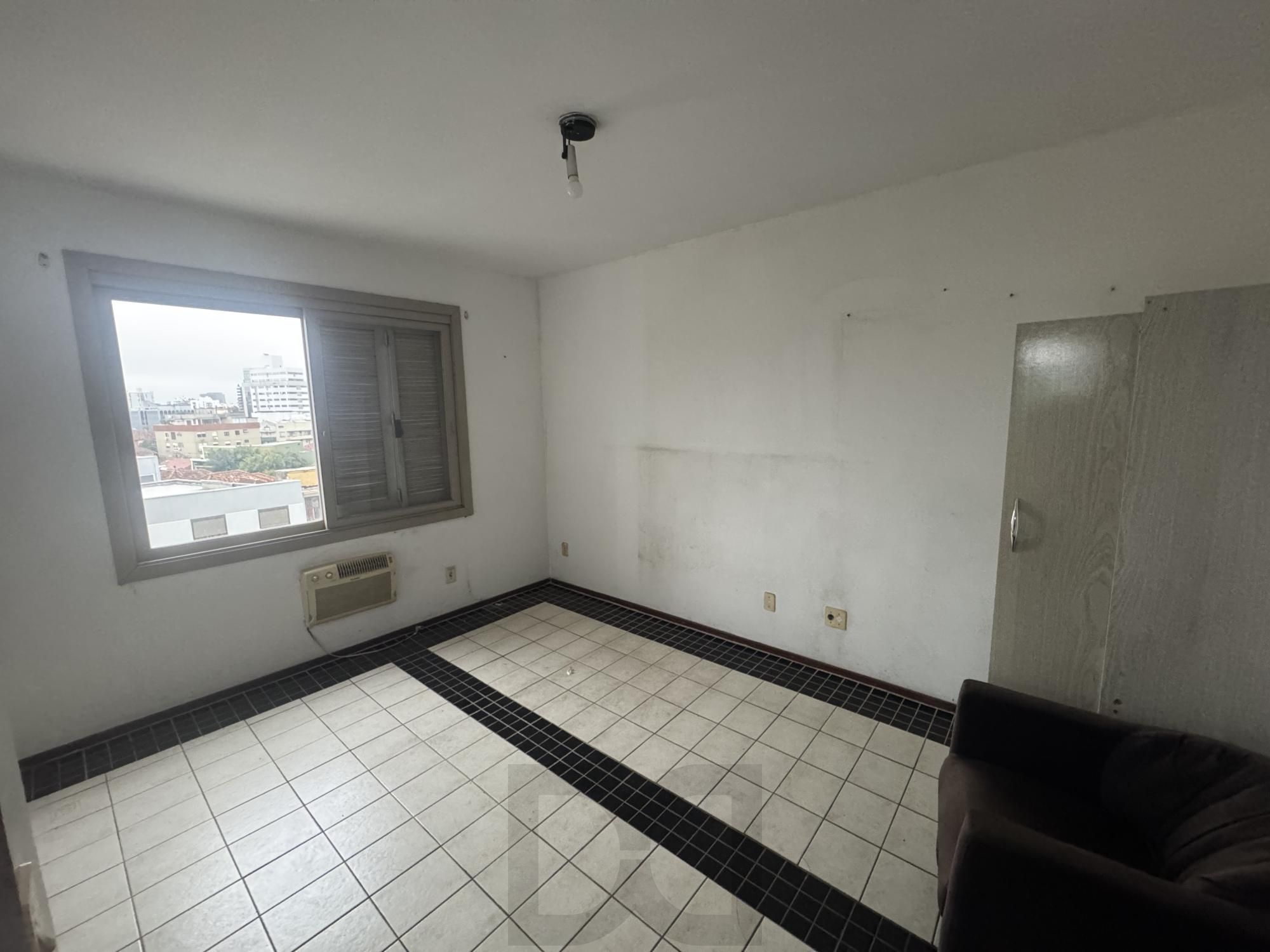 Cobertura de 2 Dormitórios com Suíte, garagem e Vista Panorâmica em Porto Alegre — foto 13