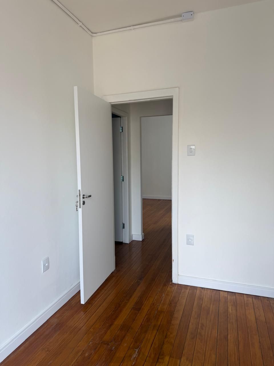 Apartamento de 3 quartos e 2 banheiros, desocupado e pronto para morar — foto 8