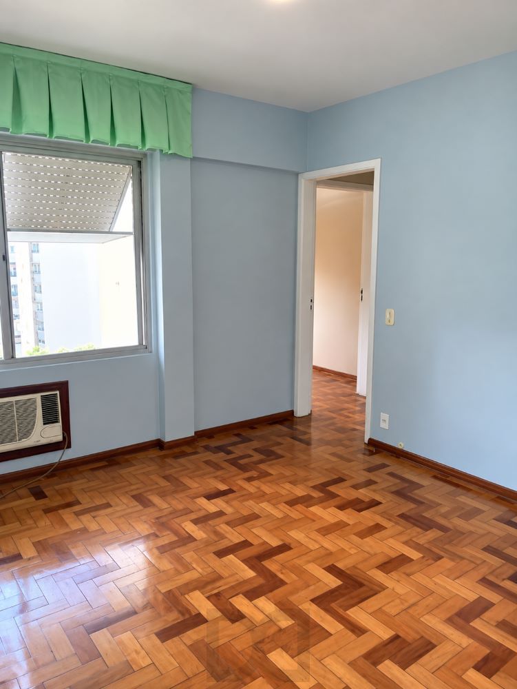 quarto-piso-parquet-amplo