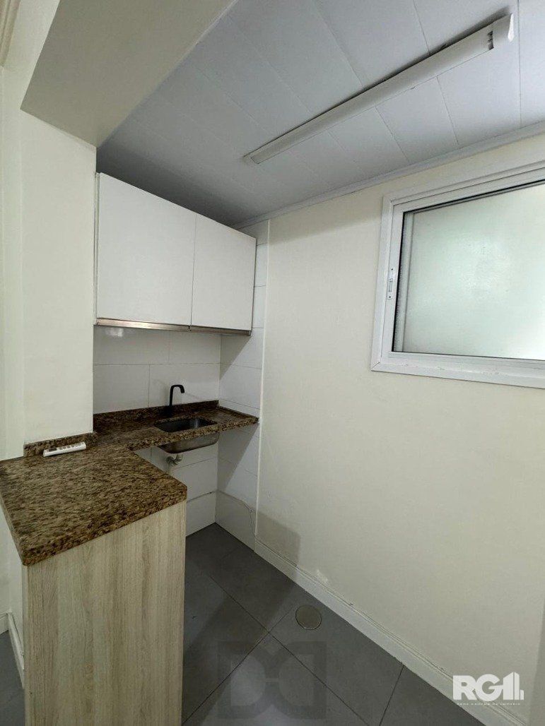 Studio semimobiliado, localizado na rua José do Patrocínio. — foto 10