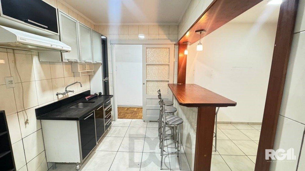 APARTAMENTO DE 3 DORMITÓRIOS COM VAGA DE GARAGEM NO CENTRO HISTÓRICO. — foto 24