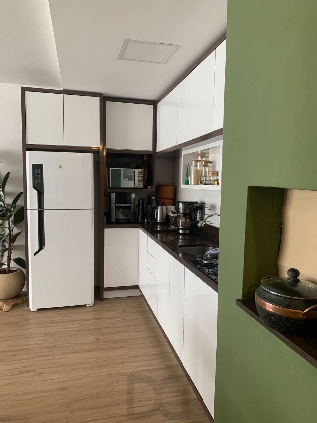 APARTAMENTO DE 2DORMITÓRIOS COM VAGA DE GARAGEM, EM PRÉDIO COM EXCELENTE PADRÃO CONSTRUTIVO. — foto 6