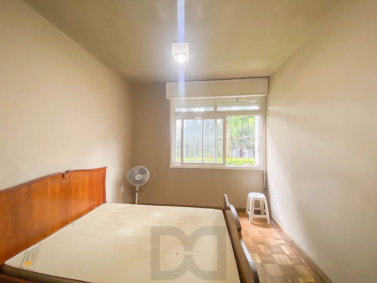 Primeiro-Quarto