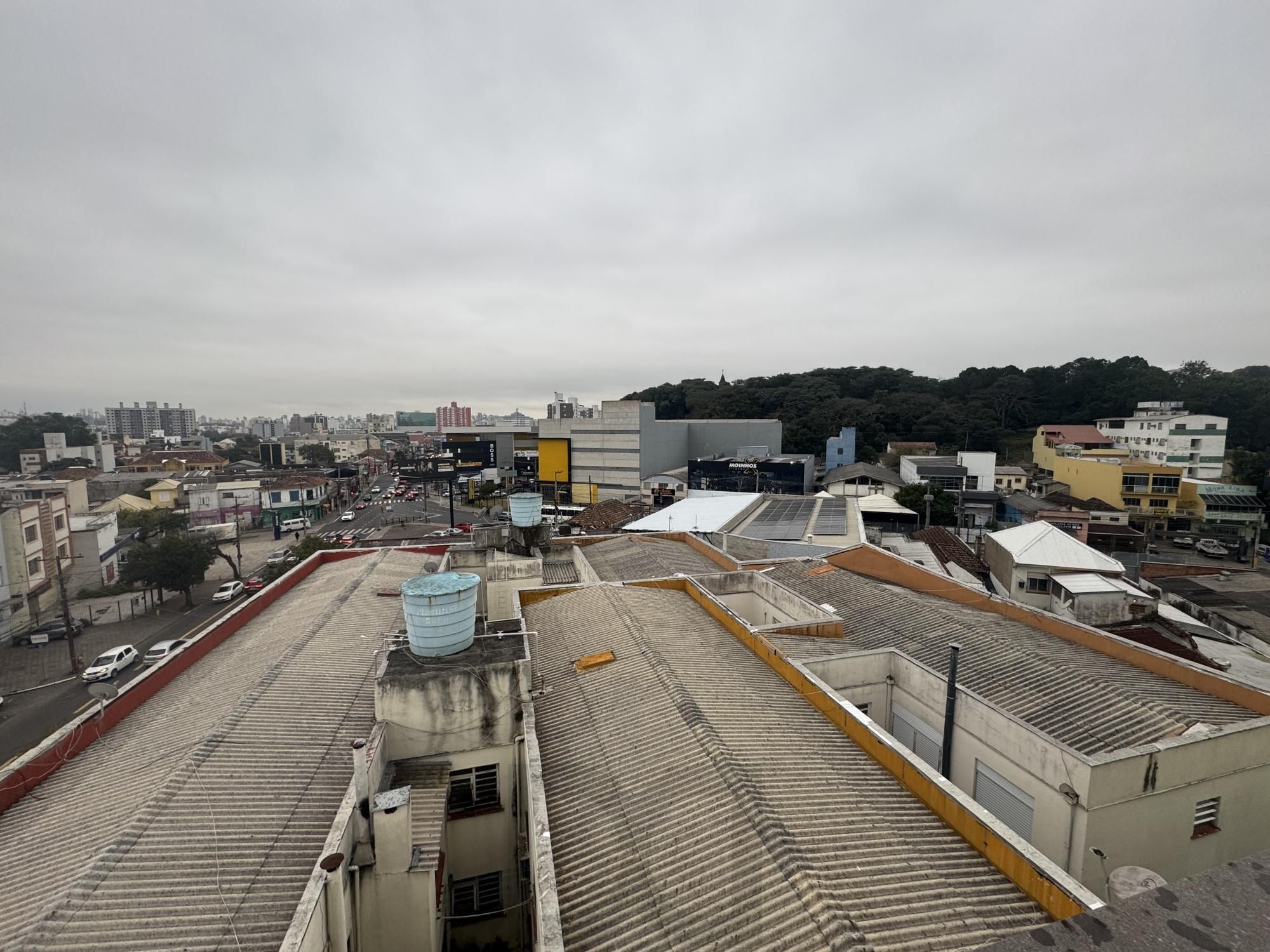 Cobertura de 2 Dormitórios com Suíte, garagem e Vista Panorâmica em Porto Alegre — foto 24