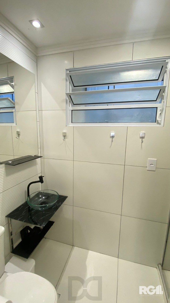 Apartamento, desocupado e pronto para receber você no coração da Cidade Baixa em Porto Alegre — foto 9