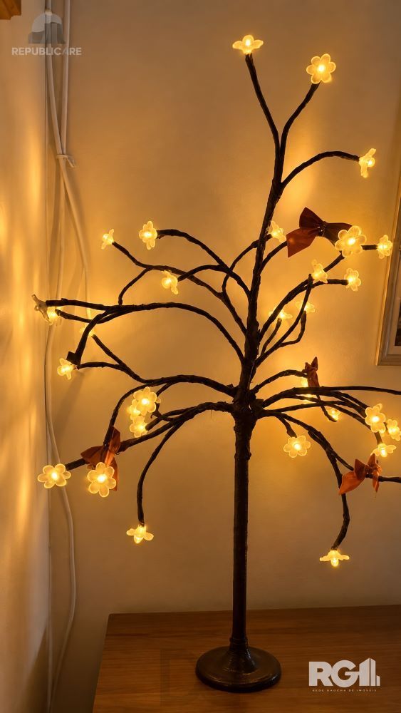 arvore-decorativa-iluminada