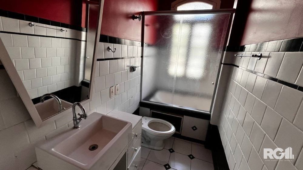 CASA A VENDA, AMPLA NA COMENDADOR BATISTA! — foto 28