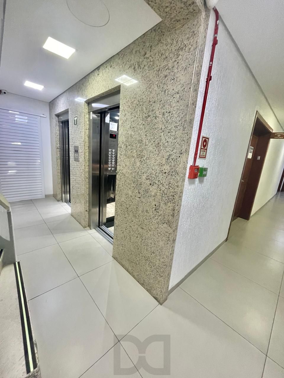 Elevador-Predio.