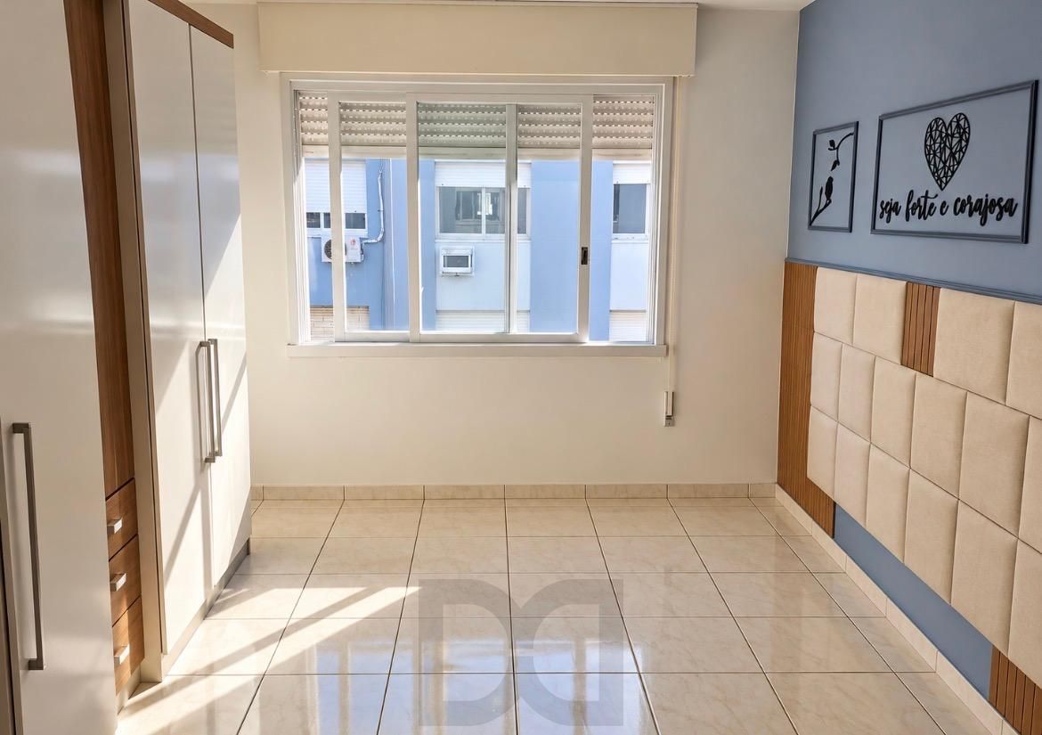 Dormitorio-Roupeiro-Janela