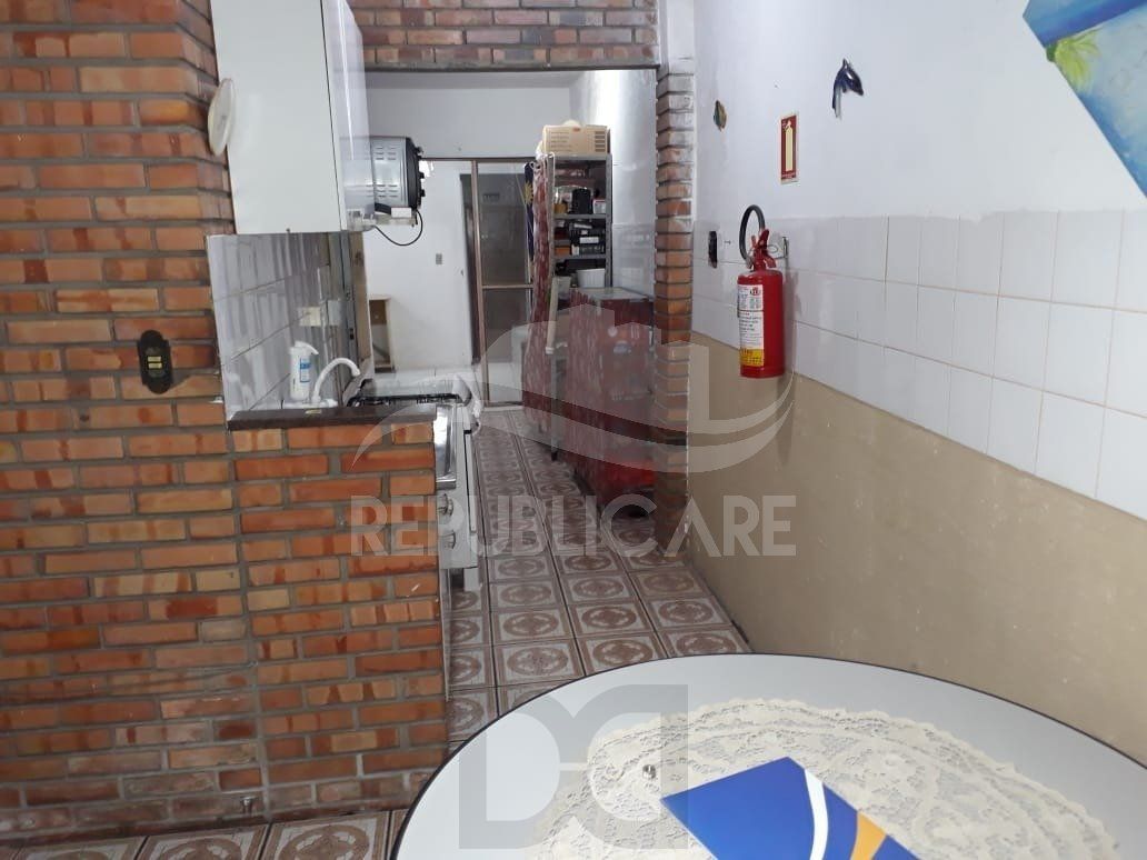 CASA 3 DORMITORIOS NA ASSIS BRASIL — foto 9