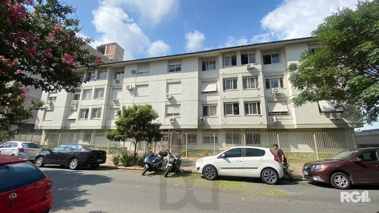 Apartamento 2 Dormitórios à Venda no Menino Deus | 4º Andar — foto 26