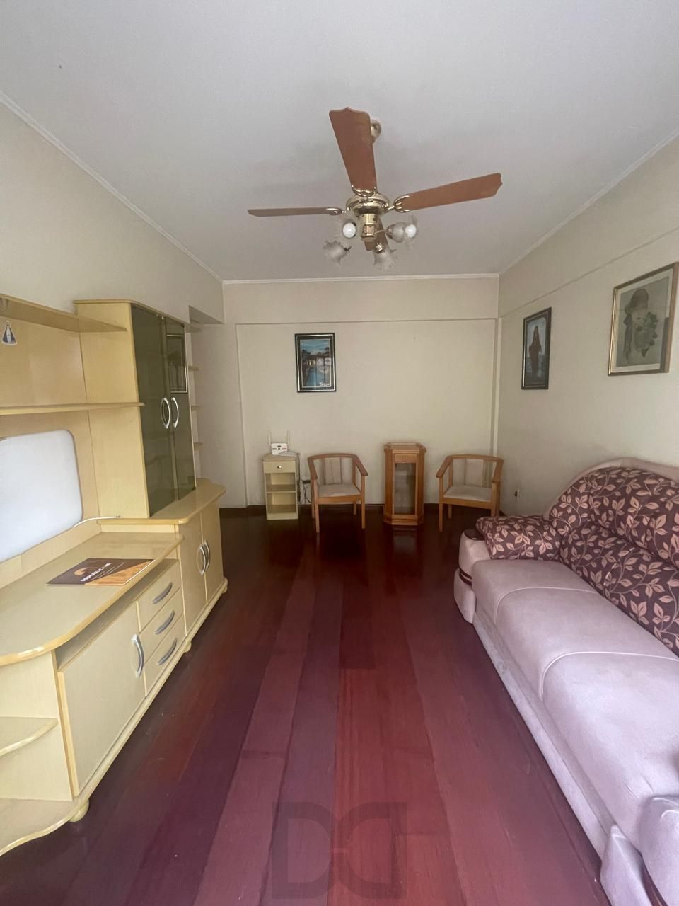 Amplo Apartamento 2 dormitórios com vaga! — foto 2