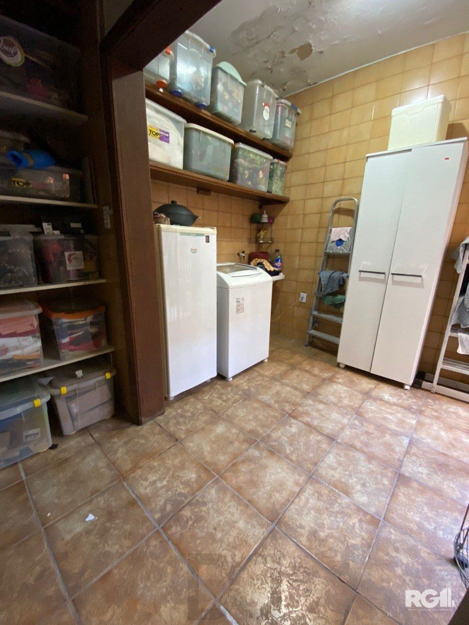 CASA AMPLA 3 DORMITÓRIOS NO ANDAR SUPERIOR NA CIDADE BAIXA . — foto 29