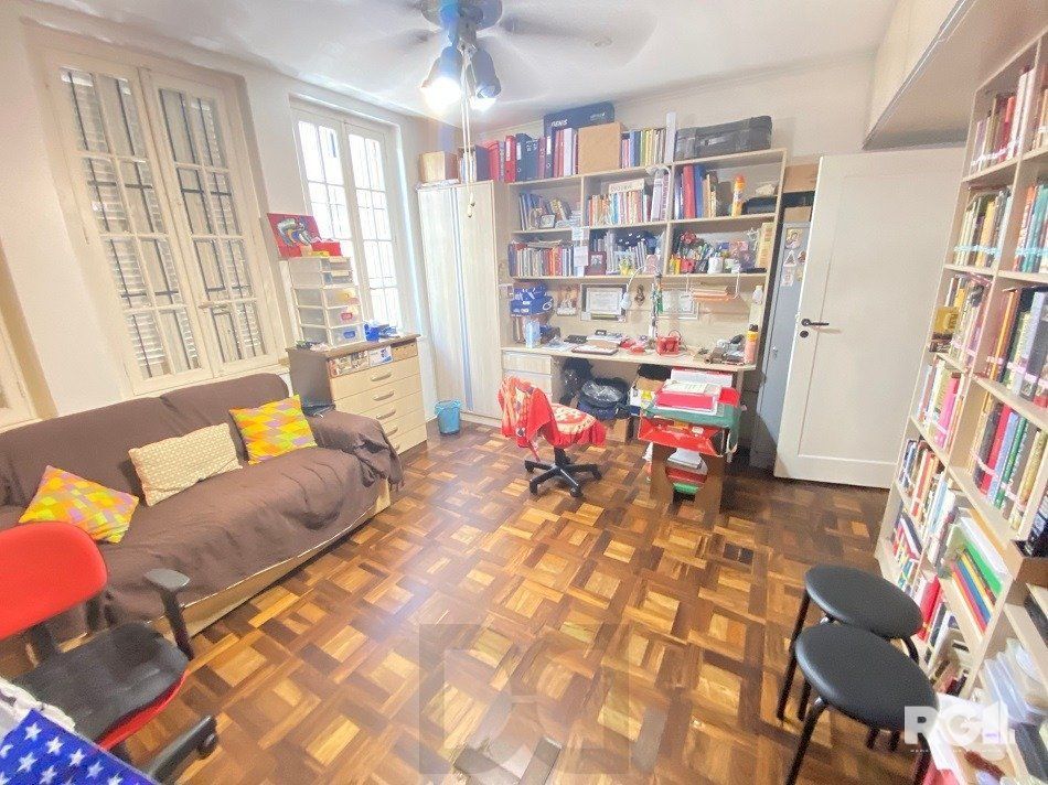 ESCRITORIO-OU-SALA-DE-LEITURA