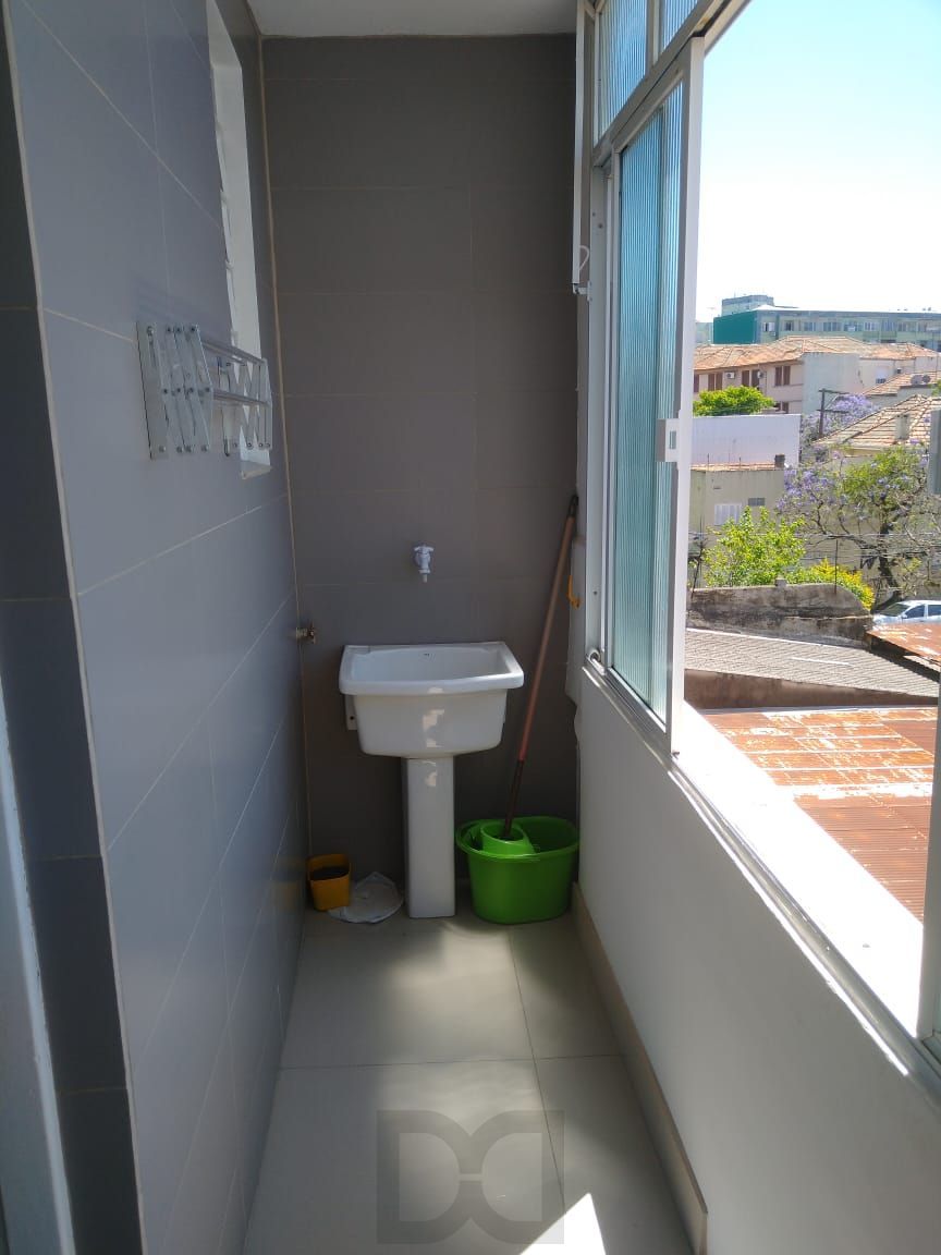Excelente oportunidade para quem busca conforto, espaço e localização privilegiada em uma das regiões mais valorizadas de Porto Alegre. — foto 15