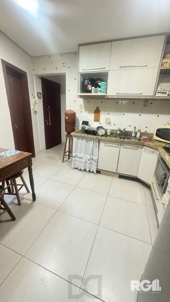 APTO Á VENDA 3 DORMITORIOS SEMI-MOBILIADO. — foto 18