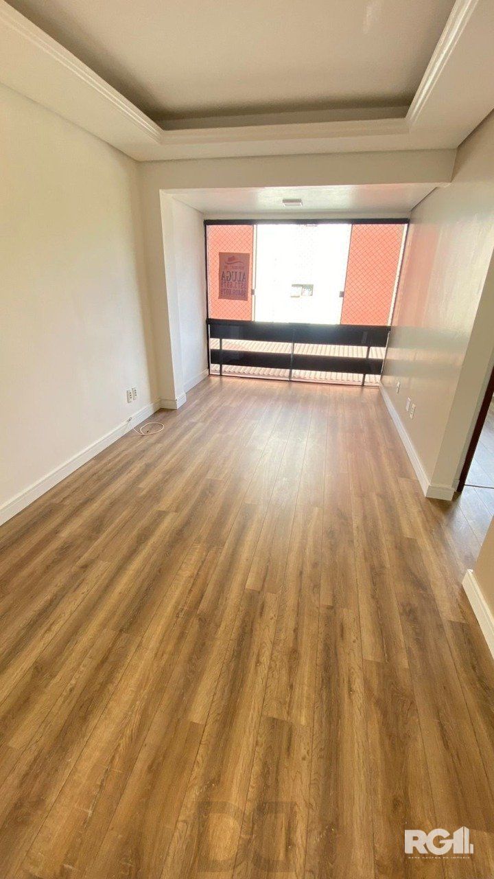 Apartamento 1 Dormitório com Garagem e Elevador no Bairro Santana — foto 8