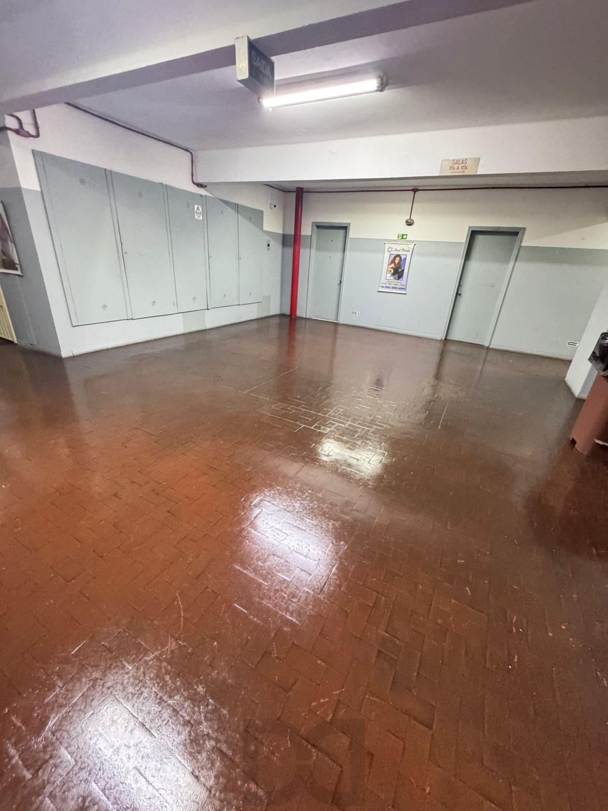 Consultório Vista para o Guaíba, 2 Ambientes e Banheiro - Galeria do Rosário — foto 22