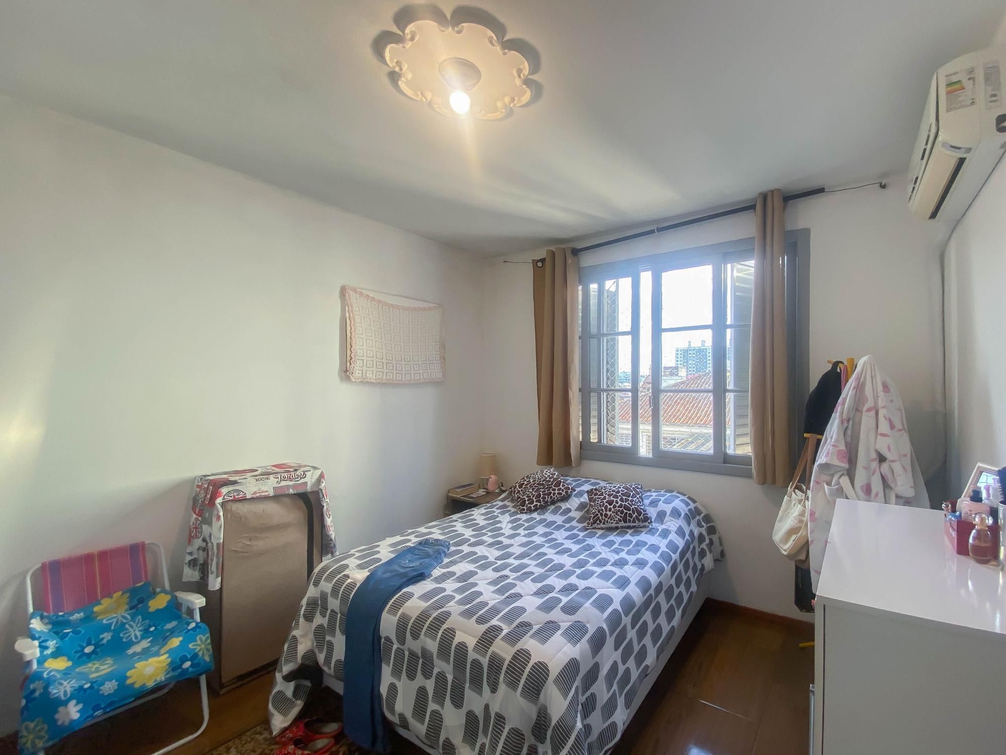 Apartamento à venda na Azenha, Porto Alegre – 1 dormitório, banheiro completo — foto 22