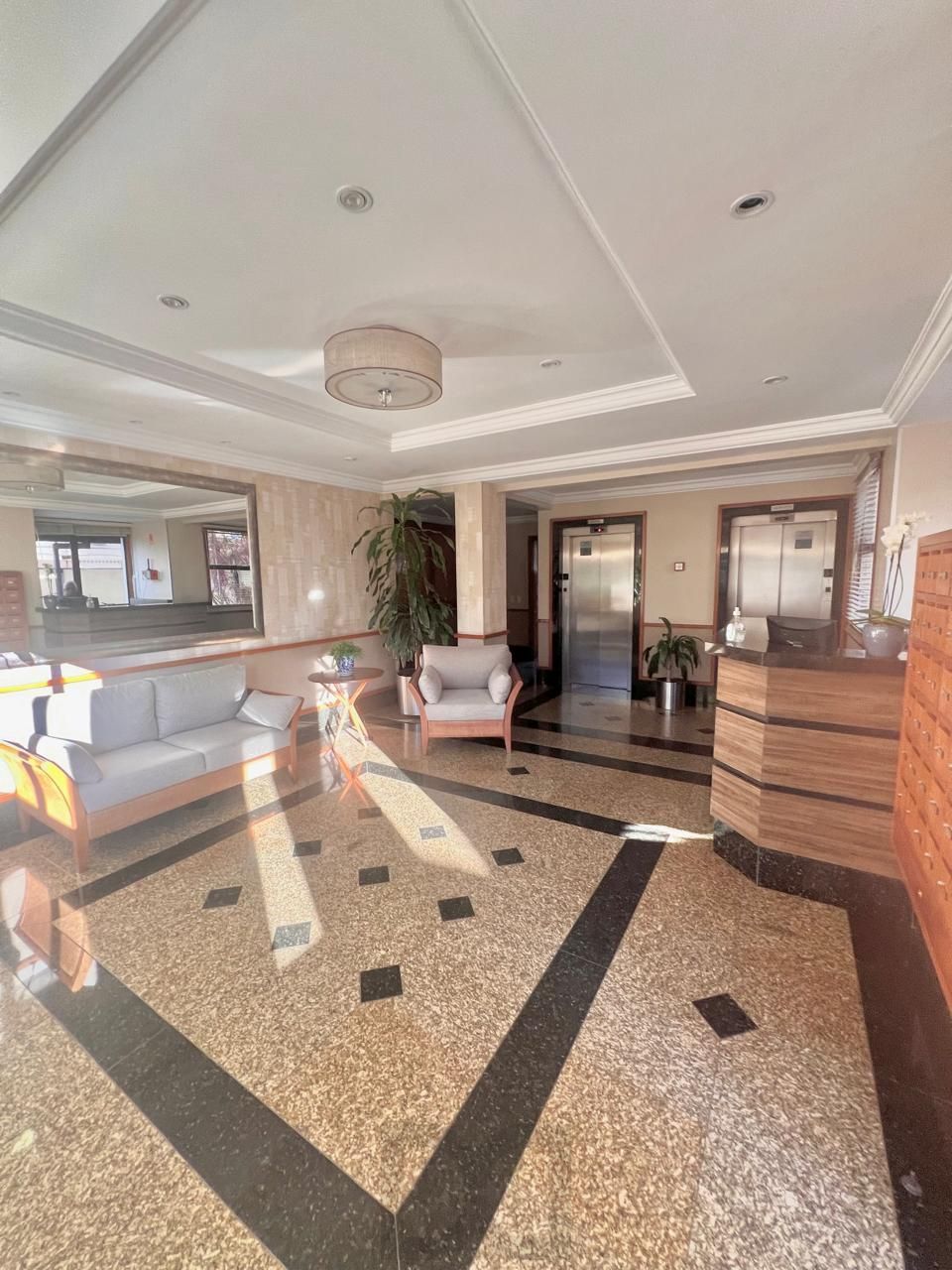 Hall Entrada.