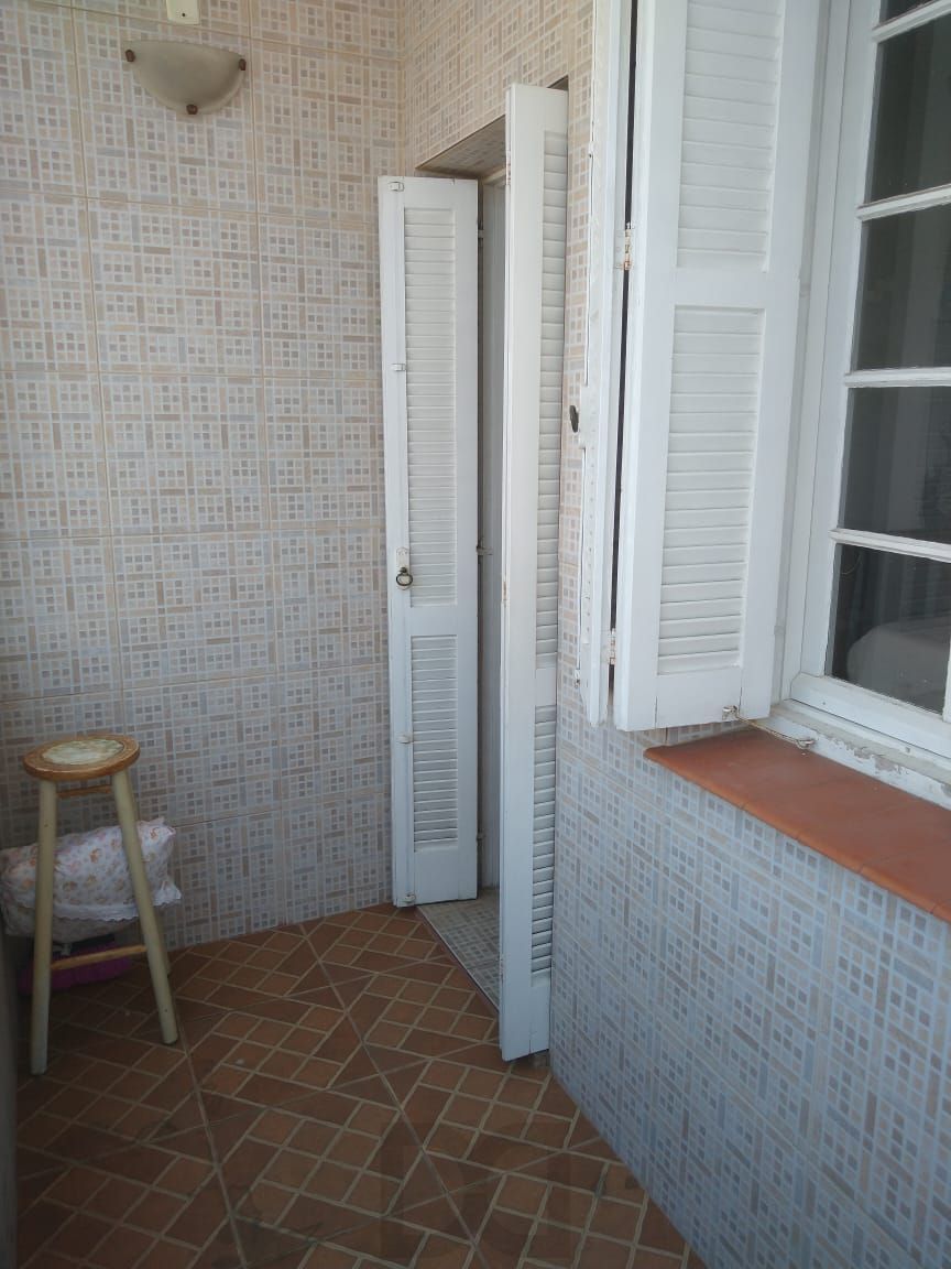 Excelente oportunidade para quem busca conforto, espaço e localização privilegiada em uma das regiões mais valorizadas de Porto Alegre. — foto 14