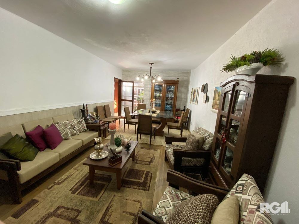 CASA AMPLA 3 DORMITÓRIOS NO ANDAR SUPERIOR NA CIDADE BAIXA . — foto 12