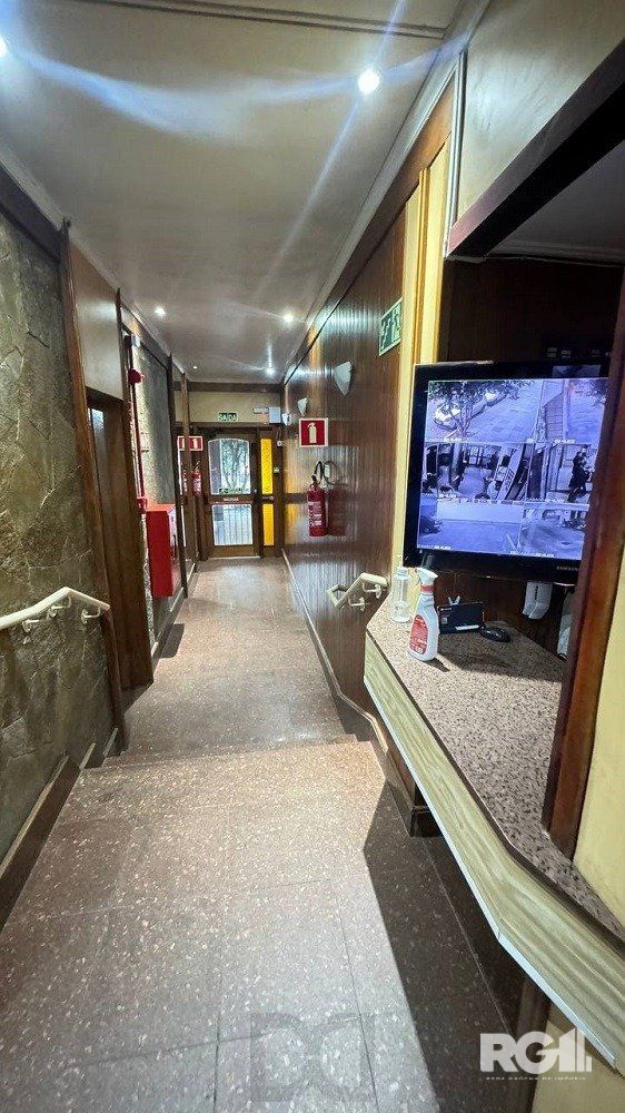 APARTAMENTO DE 3 DORMITÓRIOS COM VAGA DE GARAGEM NO CENTRO HISTÓRICO. — foto 10