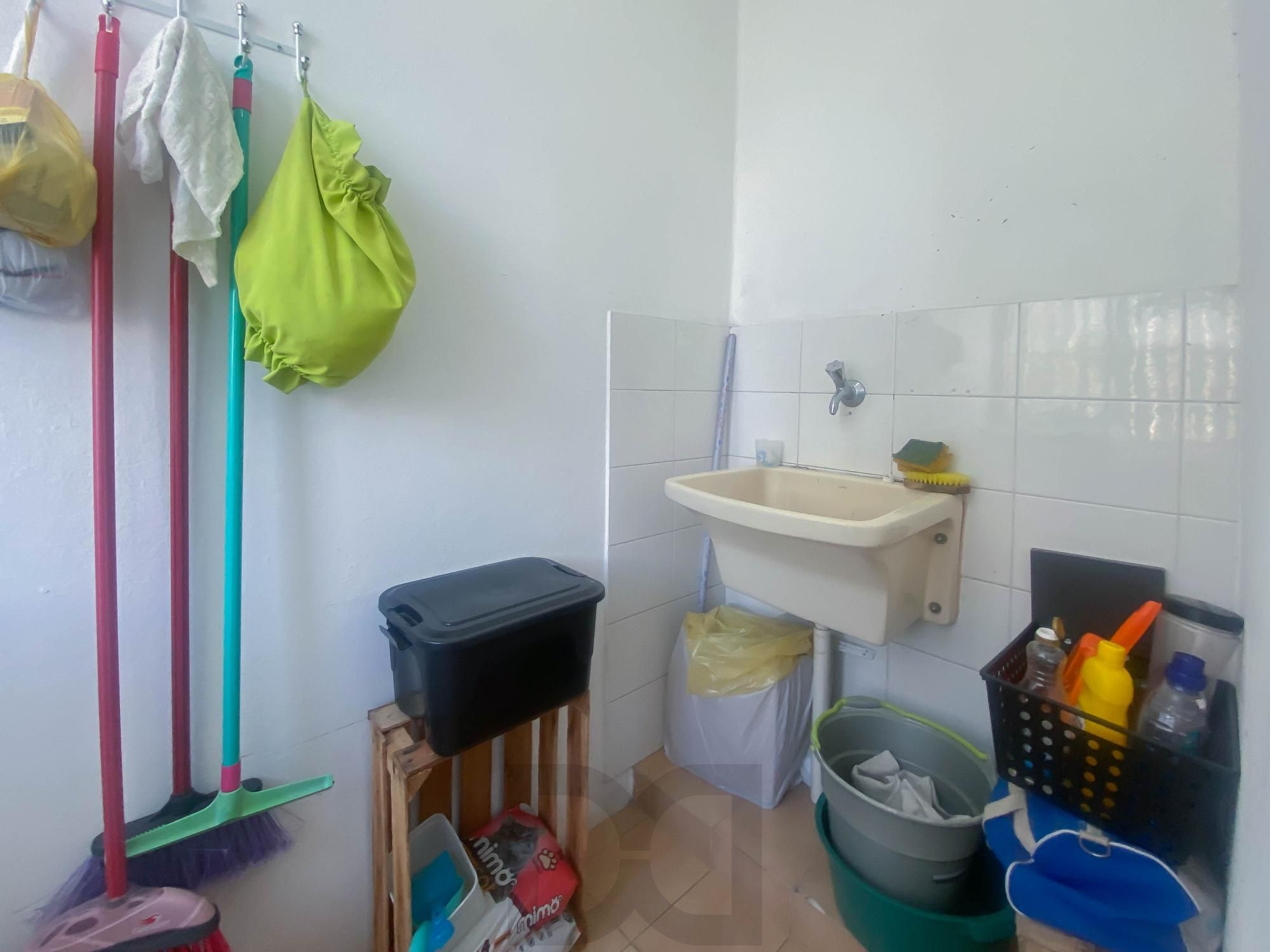 Apartamento à venda na Azenha, Porto Alegre – 1 dormitório, banheiro completo — foto 13