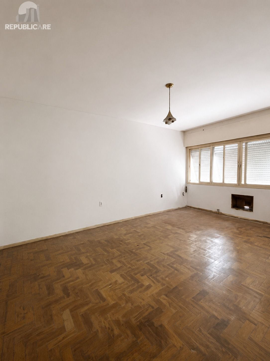 Apartamento 3 dormtórios de frente  bairro Bom Fim- Porto Alegre — foto 5