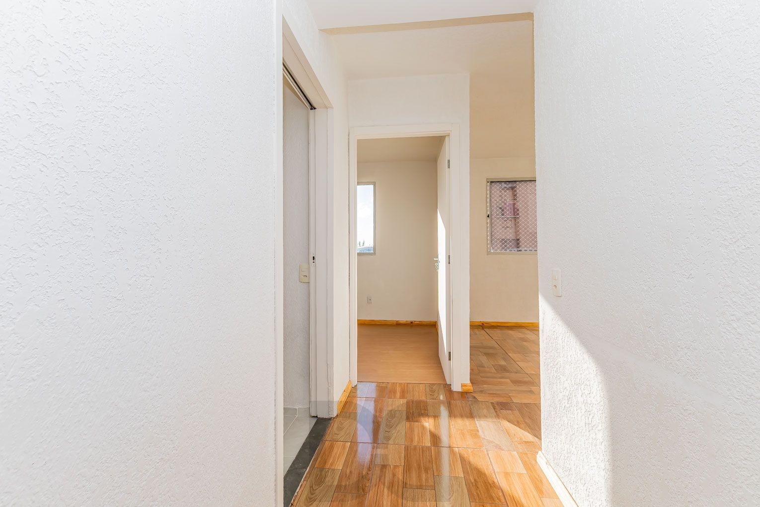 apartamento-corredor-ambienter