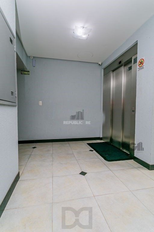 PRÉDIO-COMERCIAL-MODERNO