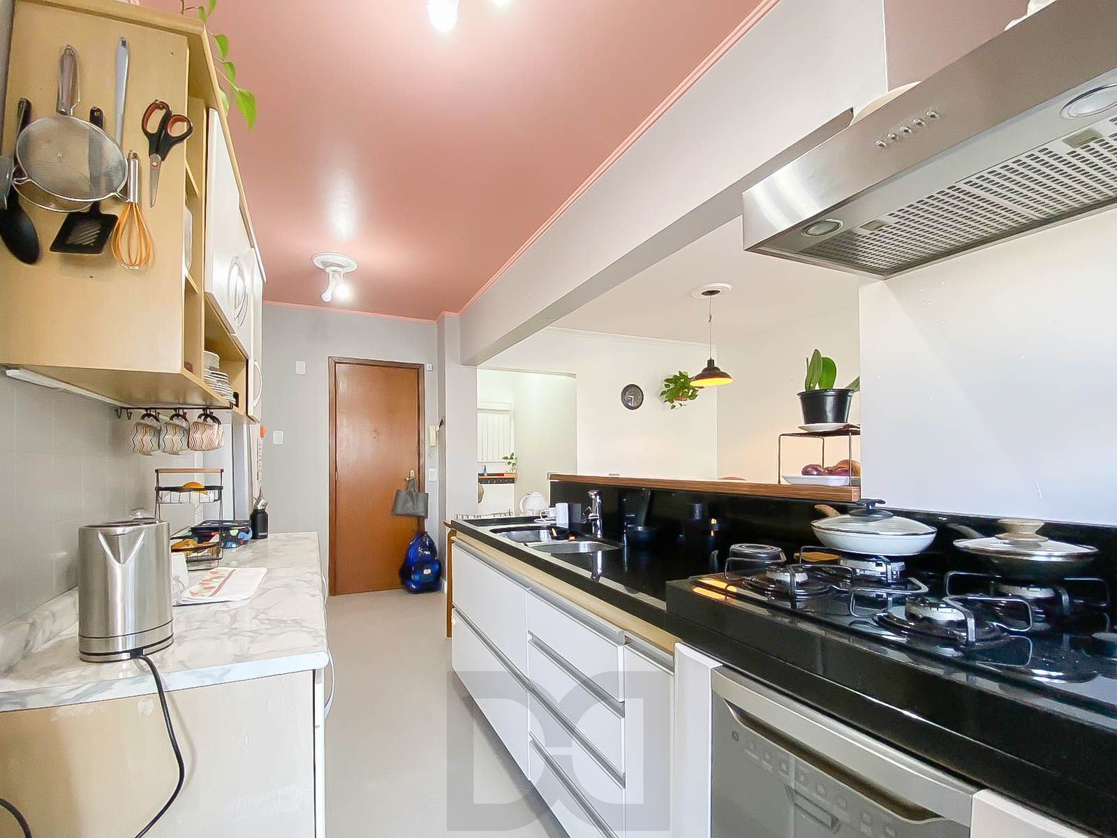 Apartamento 2 Dormitórios com Suíte, Closet, Escritório e Garagem no Rio Branco — foto 27