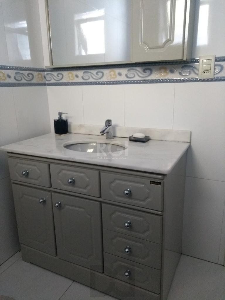 Casa para Venda - 249.86m², 3 dormitórios, sendo 1 suites, 4 vagas - Medianeira — foto 29